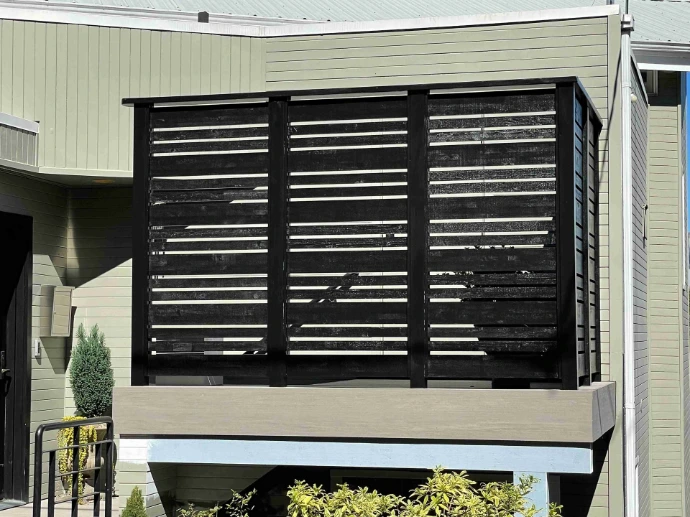 outdoor entertainment deck construction