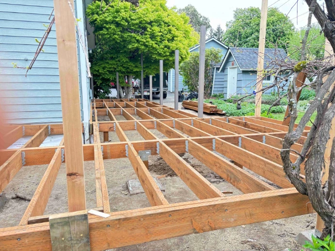 wood fence installation contractors wa